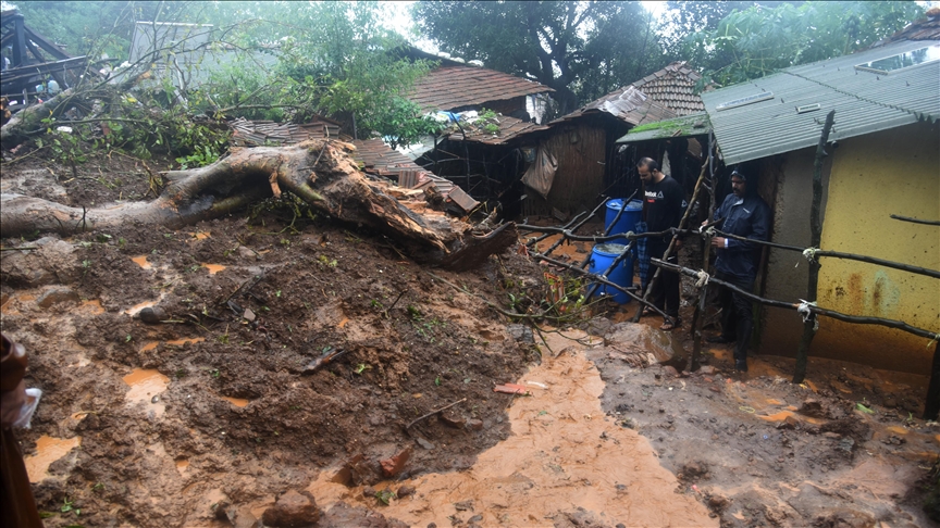 thumbs b c 487a08df46642ec6afbf29c4c9d885ba